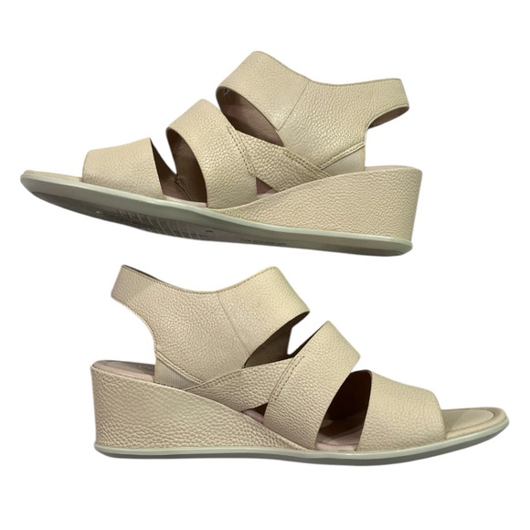 Ecco Women's Sandals - Cream - Picture 3 of 7
